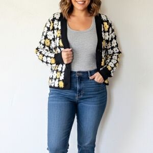Madeline & Monroe Floral Daisy Cardigan